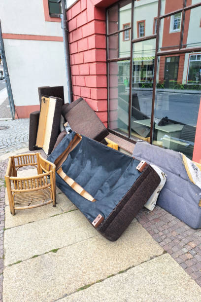 Best Furniture Removal  in Perry, IA